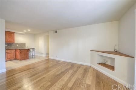 Building Photo - 1101 Packers Cir