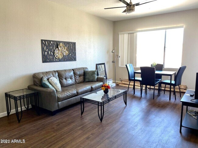 Foto del edificio - 18416 Cave Creek Rd