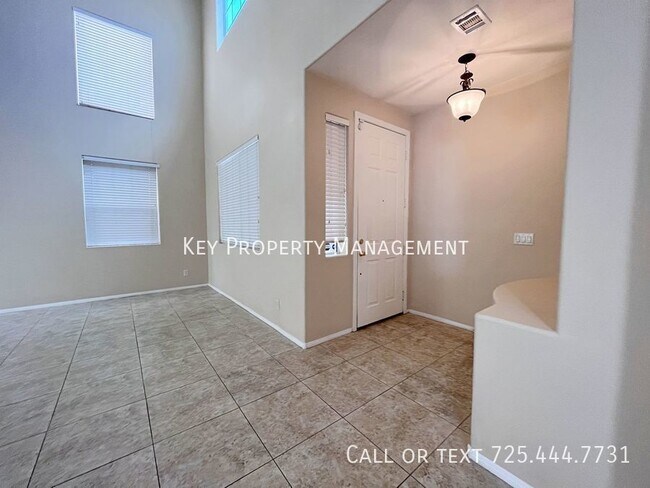 Foto del edificio - 5 BEDROOM 2 STORY HOME IN SOUTHERN HIGHLANDS!