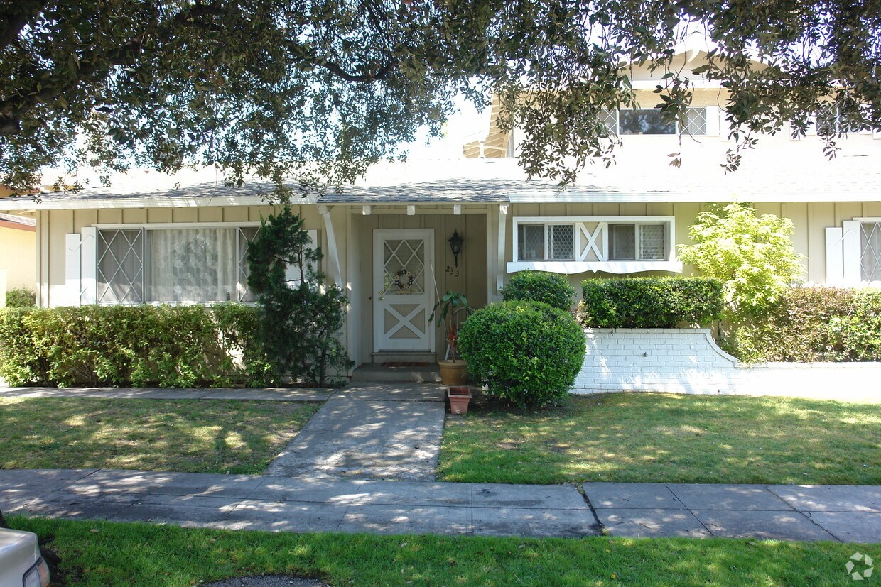 Foto del edificio - 233 Auburn Way