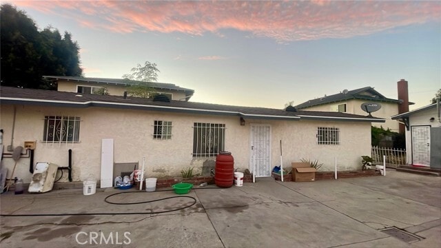 Foto del edificio - 3528 W 109th St