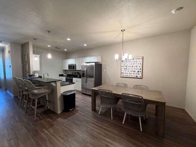 Foto del edificio - 2111 10th St