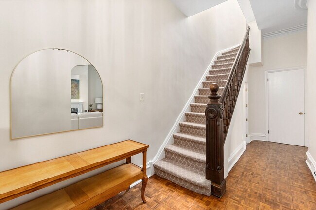 Foto del edificio - 2112 N Dayton St