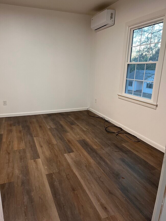 Sala de estar/entrada - 163B Campbell St
