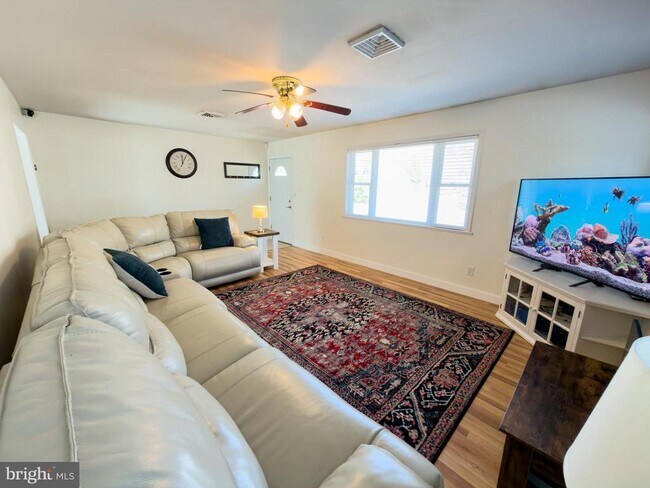 Building Photo - 307 Pemberton Blvd