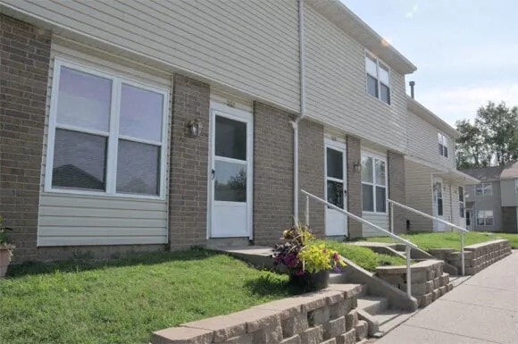 Building Photo - 200 High St