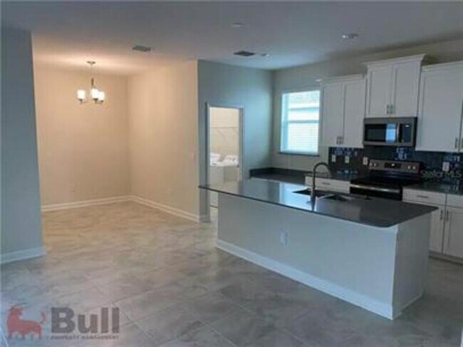 Foto del edificio - 11223 History Ave