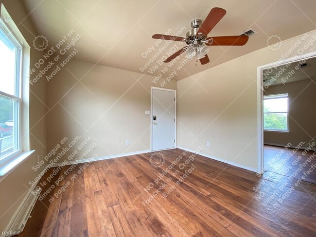 Building Photo - 3 br, 3 bath Duplex - 1019 Advance St