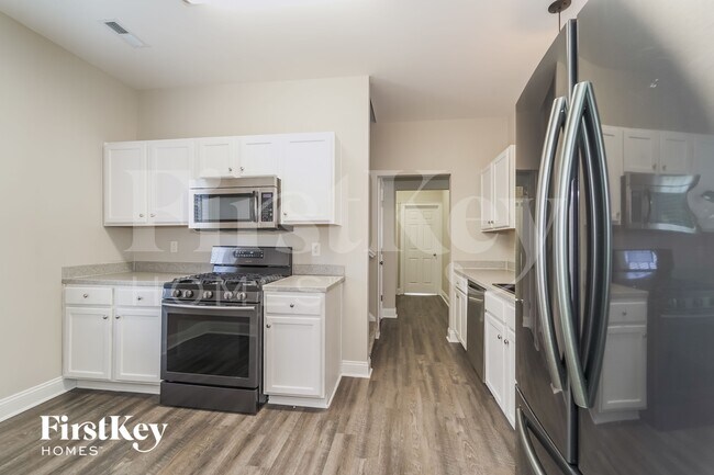 Building Photo - 5725 Coopers Ridge Ln