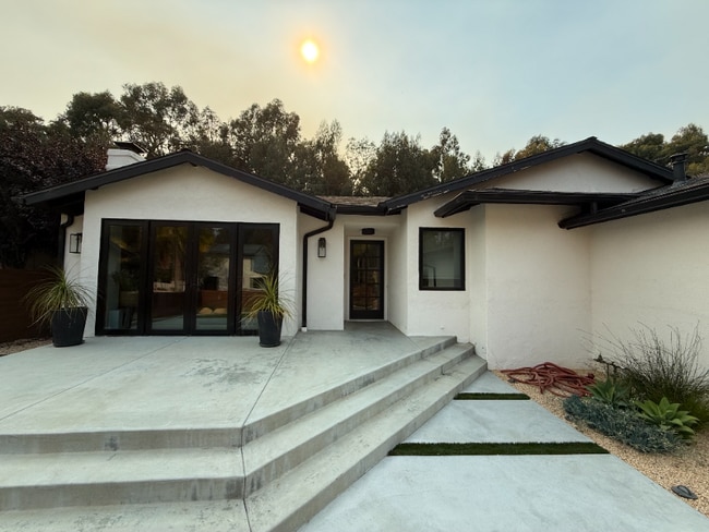 Building Photo - 279 Pebble Beach Dr
