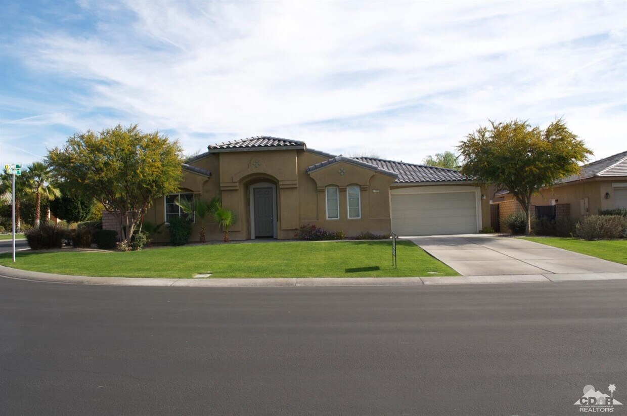 Foto principal - 41098 Dover Ct
