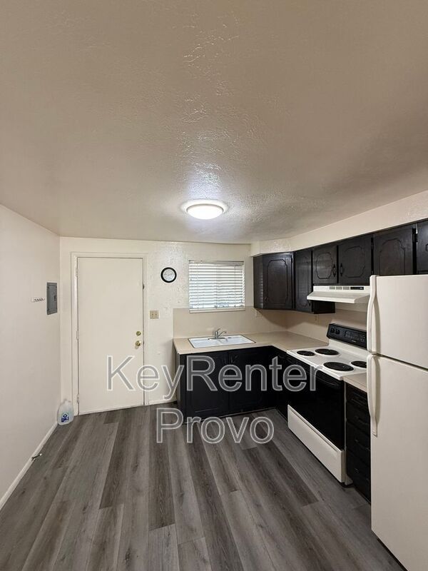 Building Photo - 485 E 535 S