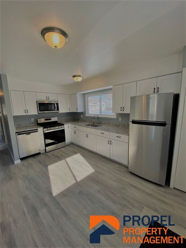 15503 Orchard St, Romulus, MI 48174 House Rental in Romulus, MI