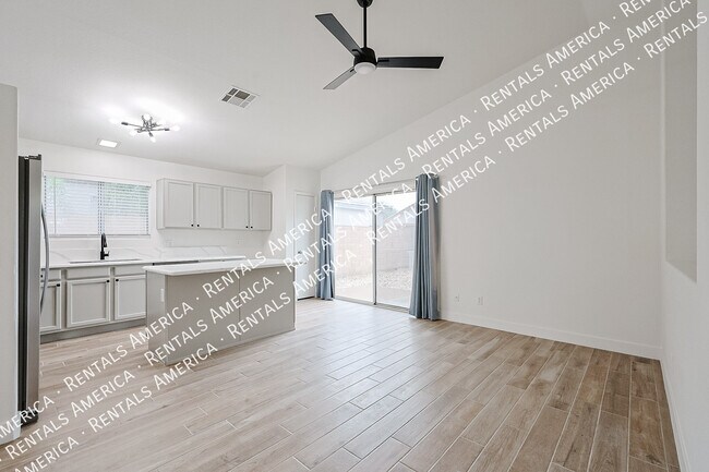Foto del edificio - 3043 W Abraham Ln