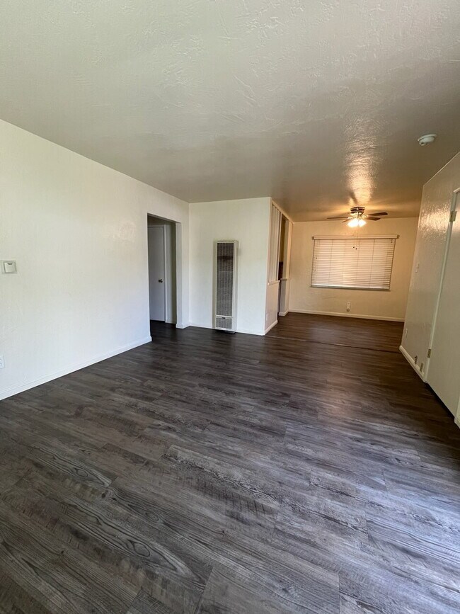 Foto del edificio - "Charming Castro Valley Retreat: Spacious 1-Bedroom Haven with Elegant Granite Touches!"