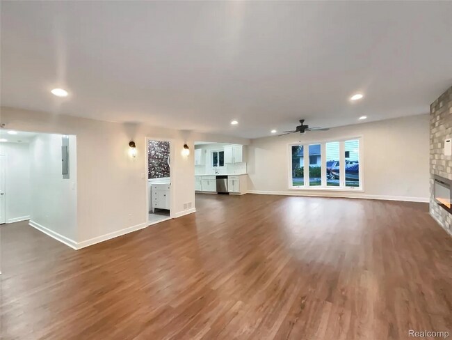 Foto del edificio - 26018 Whipple St