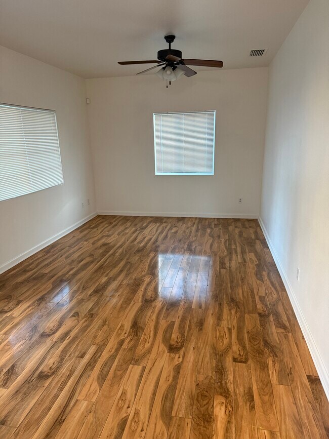 Foto del edificio - 1914 El Monte Ave