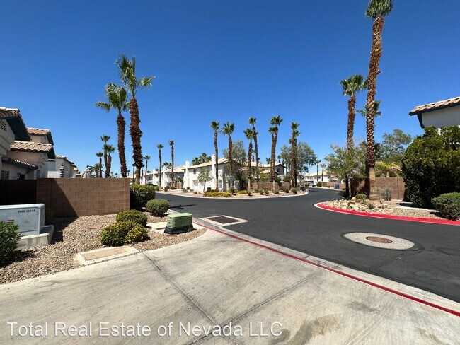 Foto del edificio - 3 br, 2.5 bath House - 925 Radiant Star St...