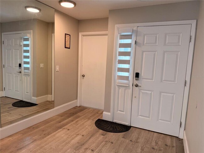 Foto del edificio - 106 W Cedarwood Cir