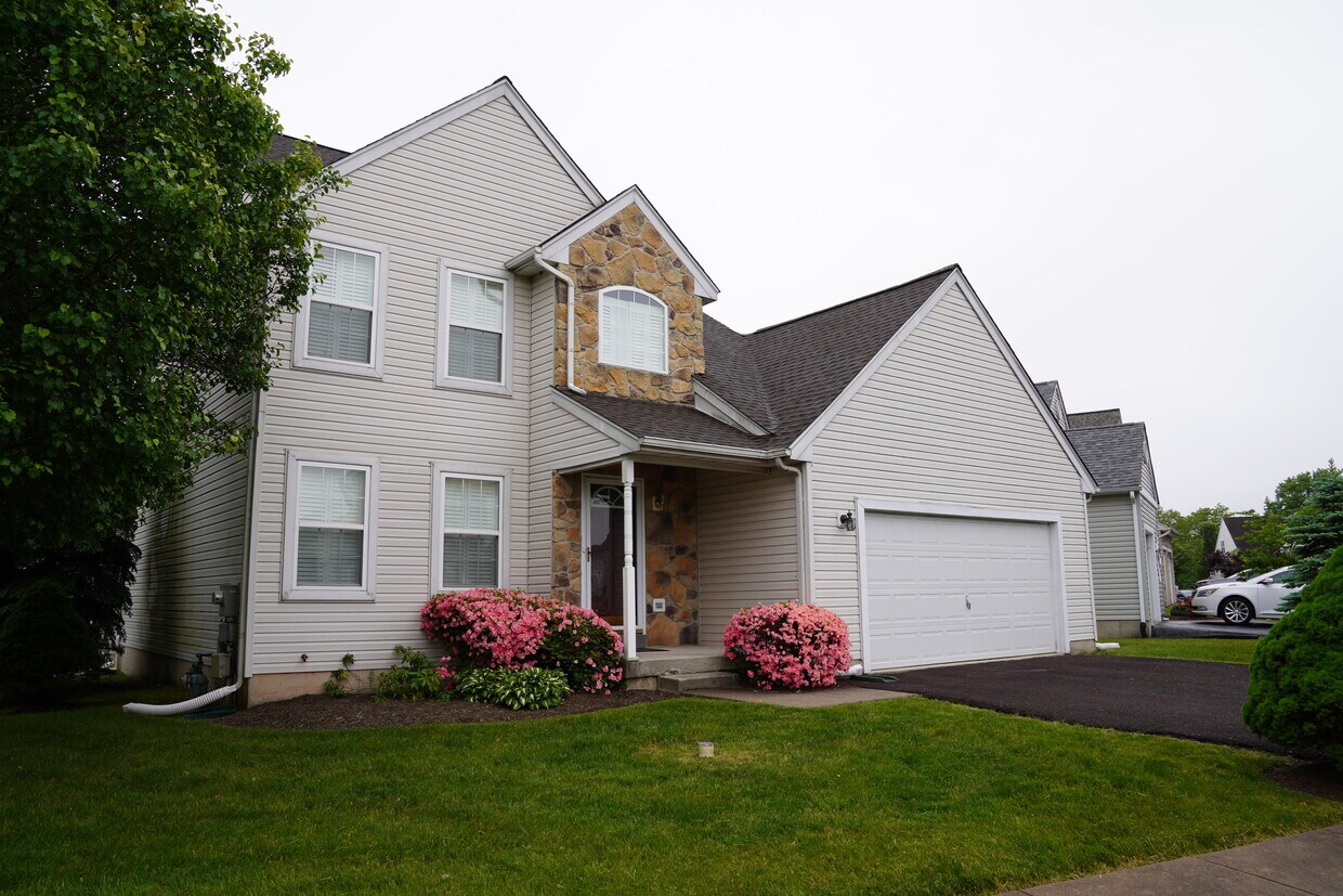 4 Gleneagles Rd, Royersford, PA 19468 House Rental in Royersford, PA