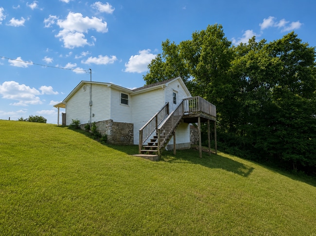 Building Photo - Country Living on High