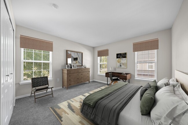 Building Photo - Summit Creek