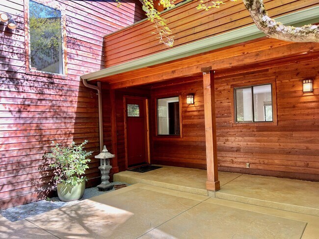 Foto del edificio - 102 Prospect Ct