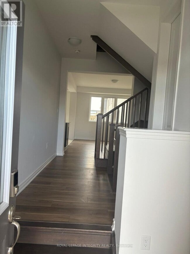 Building Photo - 228 Greer St