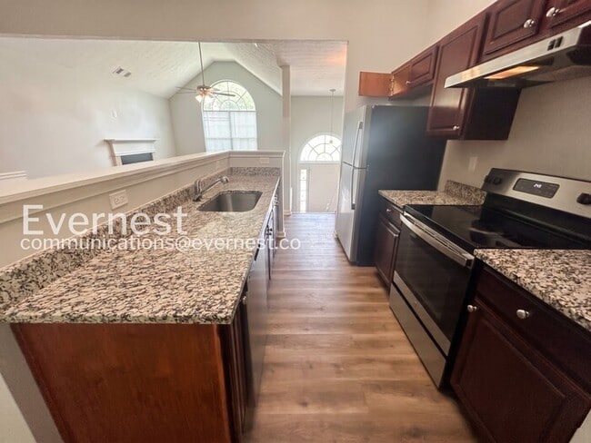 Building Photo - 435 Skif Pond Ct