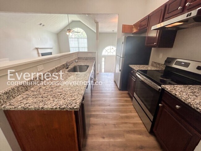 Foto del edificio - 435 Skif Pond Ct