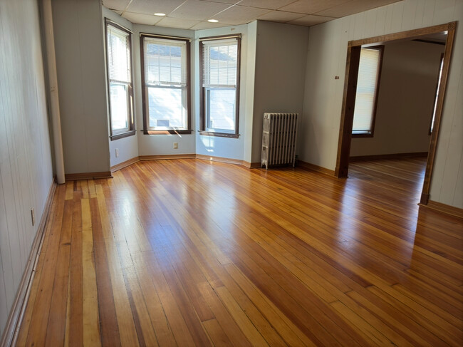 Dining Room - 33 Somers Rd