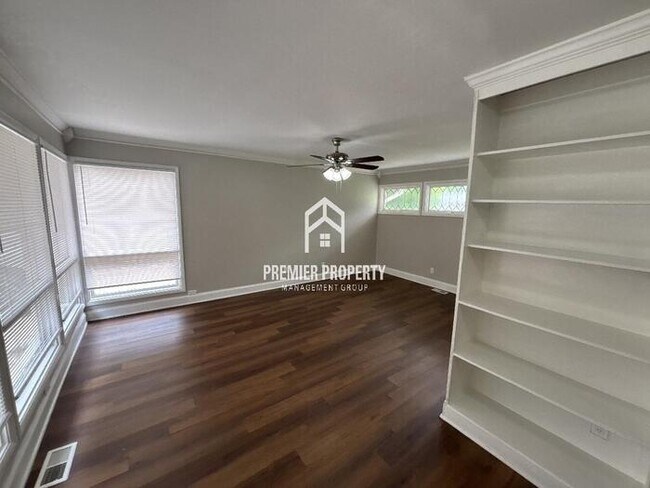 Foto del edificio - 133 Elder St