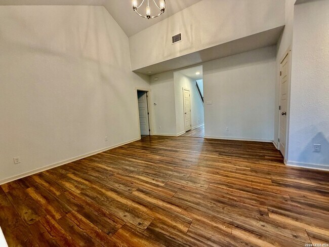 Foto del edificio - 1513 Winding Creek Trail