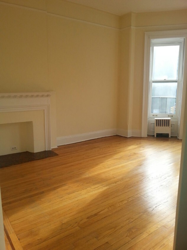 rm3lg de estar con ventanas - 71 8th Ave