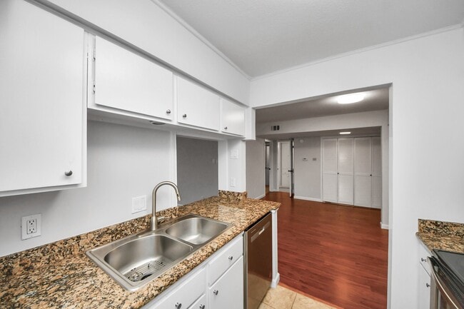 Building Photo - 4641 Wild Indigo St