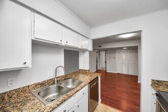 Building Photo - 4641 Wild Indigo St