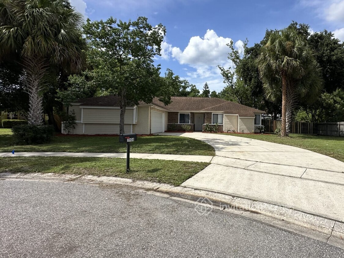 Foto principal - 3908 Woodglade Cove