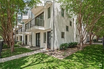 Building Photo - 4502 Holland Ave
