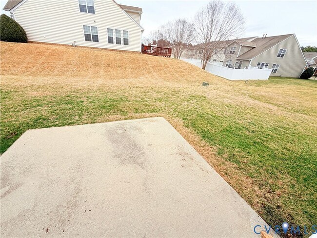 Foto del edificio - 308 Jamerson Ct