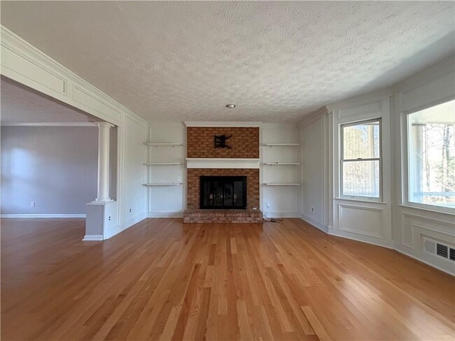 Foto del edificio - 461 Berry Patch Ln