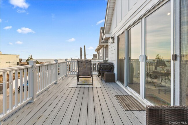 Foto del edificio - 17 Virginia Ave