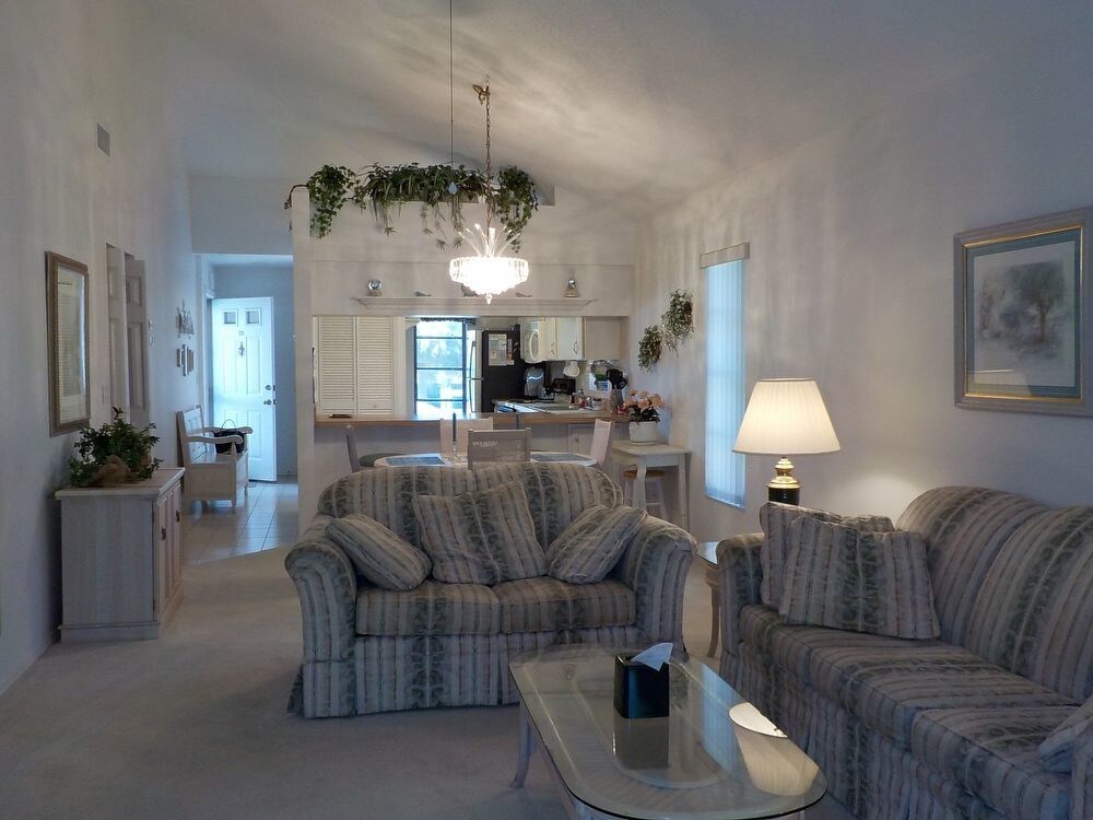 Foto principal - 926 Capri Isles Blvd