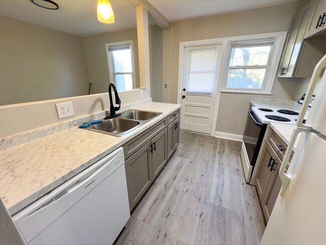 Foto del edificio - Great 3 Bedroom Rental Home Available