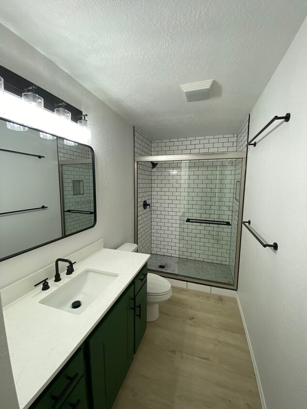 Foto del edificio - 1321 W 9th St