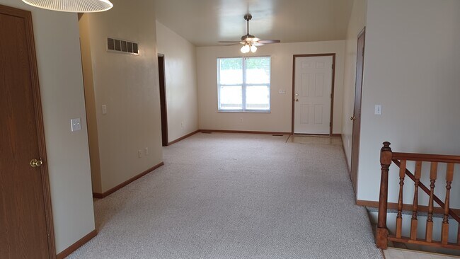 Building Photo - 2206 Berrywood Ct