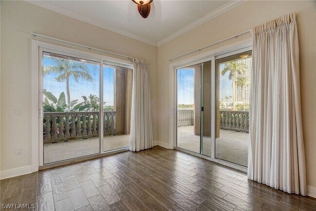 Building Photo - 2825 Palm Beach Blvd