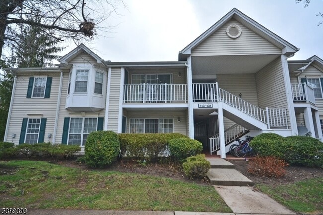 Building Photo - 125 Sapphire Ln