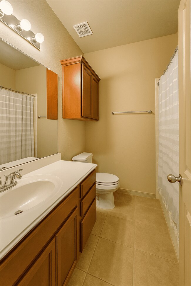 Foto del edificio - 6628 Hawkins Hill Ln