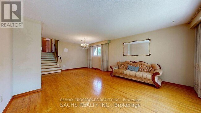 Building Photo - 377 Crosby Ave