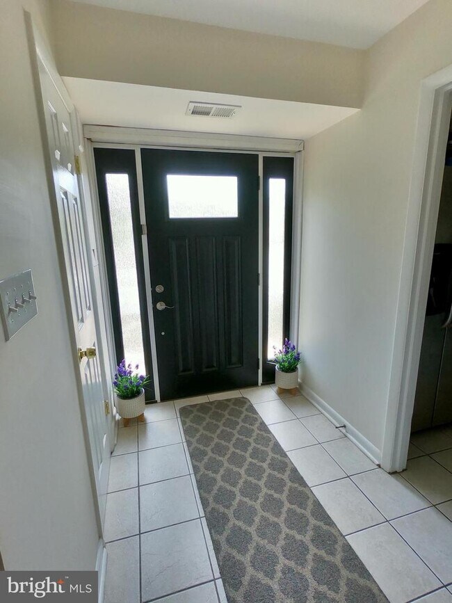 Foto del edificio - 5210 Dover Pl
